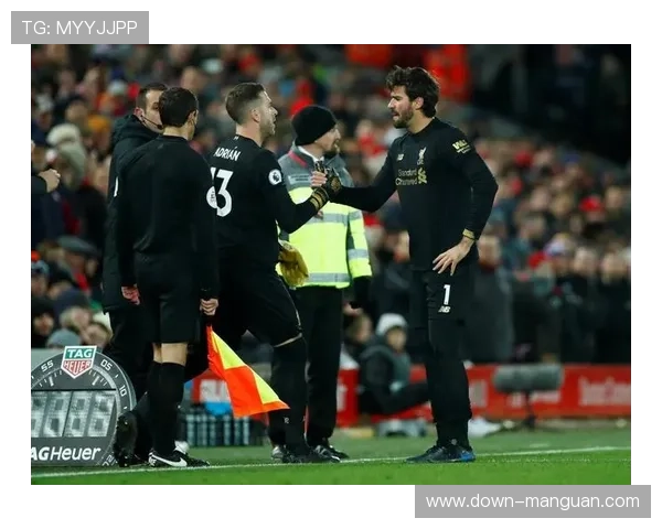 莱默尔替补登场调节中场节奏 助力球队掌控比赛局势