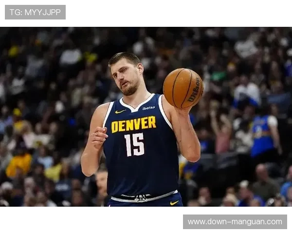 战术板：勇士队第四节的区域联防如何限制掘金约基奇