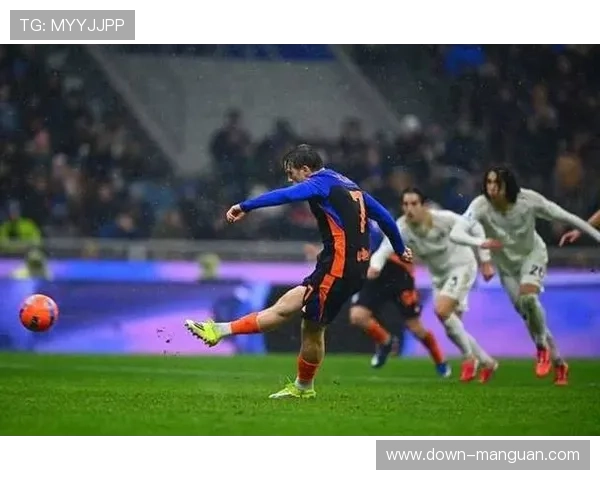 迪马尔科获月最佳专访：5场造5球归功团队配合