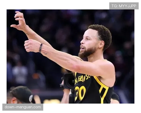 人物专访:斯蒂芬·库里谈生涯后期目标与勇士队未来规划 人物专访:斯蒂芬·库里谈生涯后期目标与勇士队未来规划